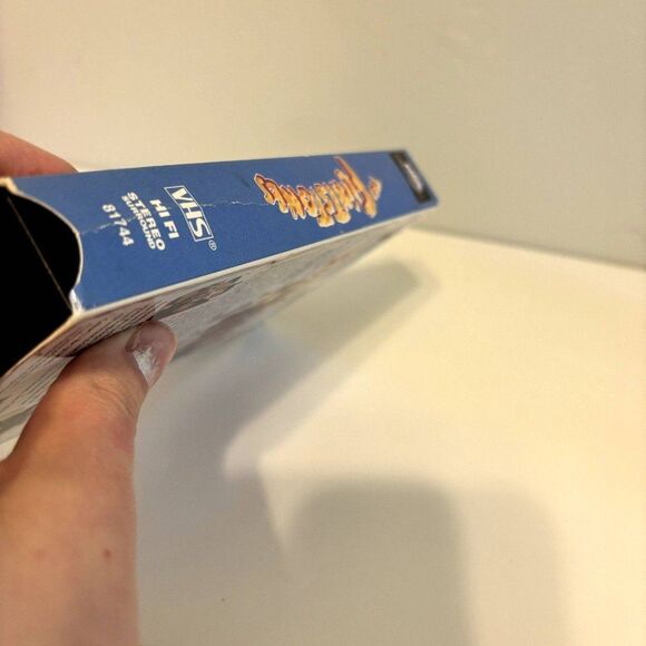 The Flintstones on VHS - John Goodman - 1994 - Picture 4 of 4